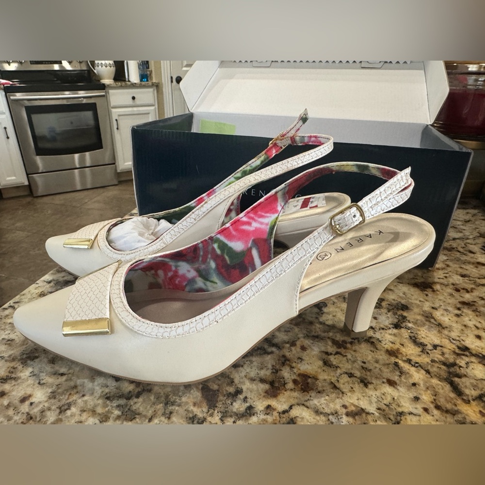Karen Scott Gracelynnta Sling 8.5 NIB